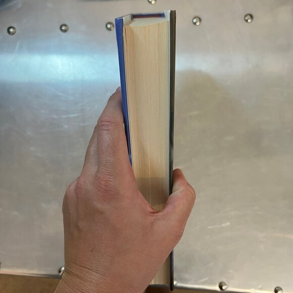 Long Road to Mercy by David Baldacci (2018) An Atlee Pine Thriller Series Book - Picture 2 of 3